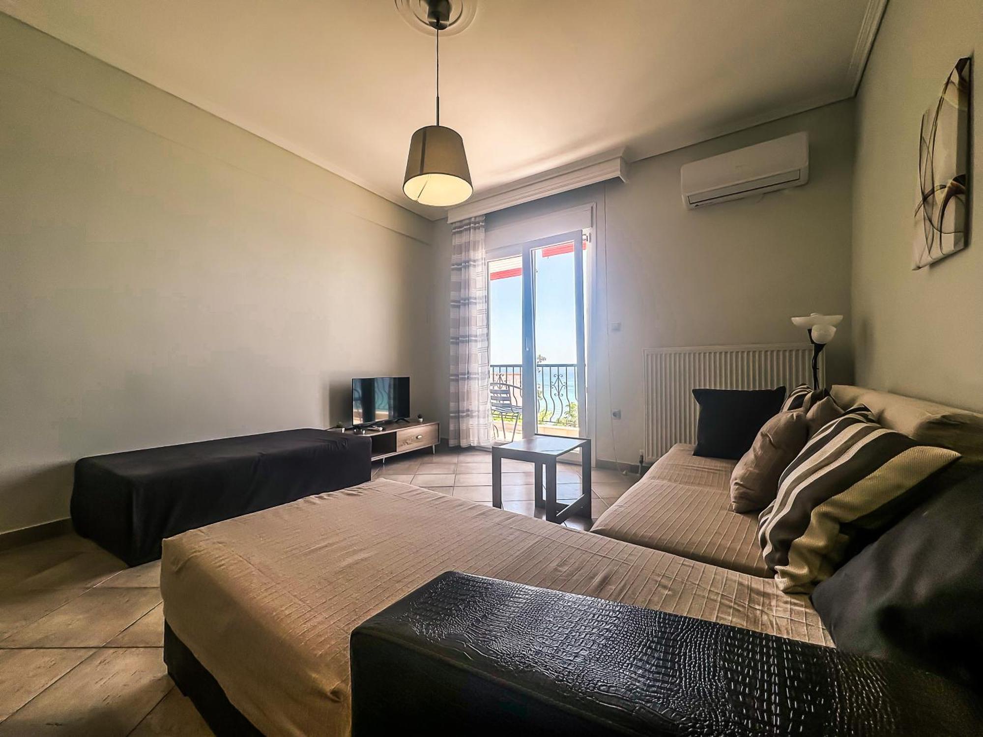 The Horizon Apartment *